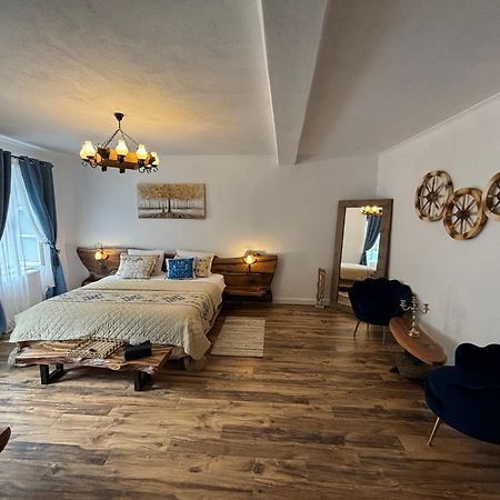 דירות Blue House Citadel Elite סיגישוארה מראה חיצוני תמונה